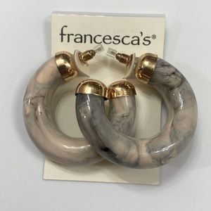 Francesca’s fashion marbled hoop earrings